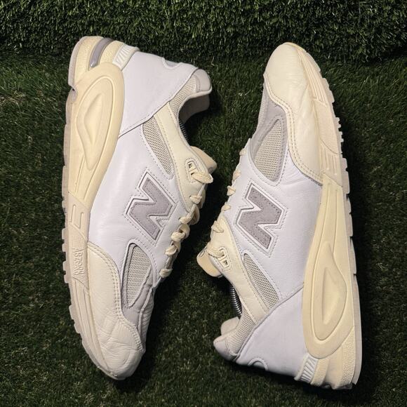 Size 11.5 - New Balance Teddy Santis x 990v2 Made in USA Sea Salt - Picture 4 of 8